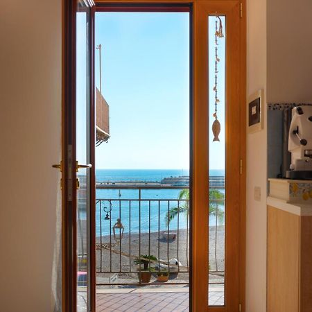 Casa Vacanze "Il Baffo E Il Mare" Cetara Eksteriør bilde